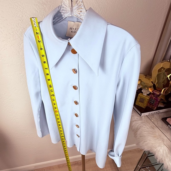 NWT A.W.A.K.E. MODE Pre-Spring 2020 Light Blue Raw Edge Fitted Blouse 42 - Picture 11 of 13